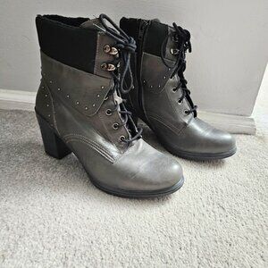 Dromedaris Gillie Boots Size 6.5 EUC